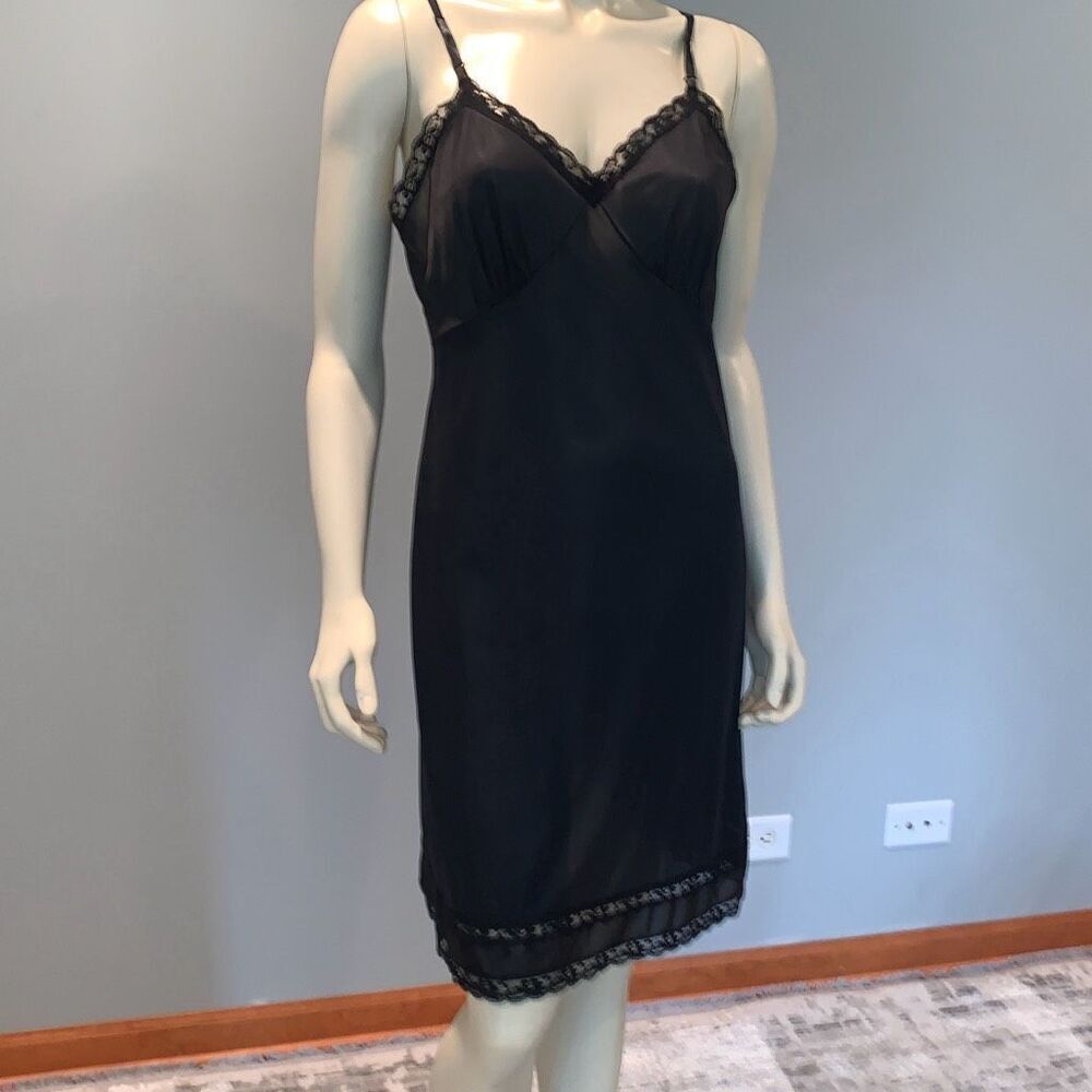 Vintage Slip Dress Black Lace Lingerie Sliperfection Nylon Tricot Antron III‎ - Picture 9 of 11
